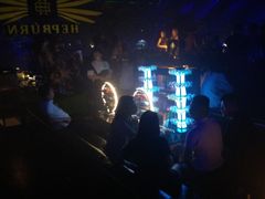 -简奥斯汀·赫本酒吧