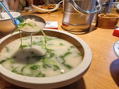 -小洞天柴火土菜馆