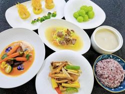 -爱丽馨御景月子中心