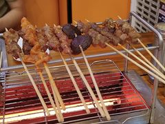 -哈尔滨小酒馆·鲜肉现穿自助烧烤(康新花园店)