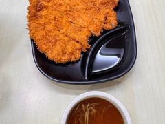 -莱莱小笼·乔艾