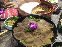 -三人行骨头王火锅(长寿店)