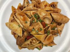 -亢龙太子酒轩(东湖店)