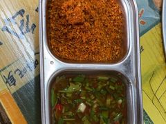 -牛牛牛酸菜煎肉店(望云寺路店)