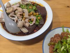 -朱大嘴肥肠血旺(福字街店)