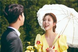 -易摄影婚纱摄影工作室
