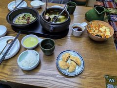 -云海肴·汽锅鸡·云南菜(天山百盛优客店)