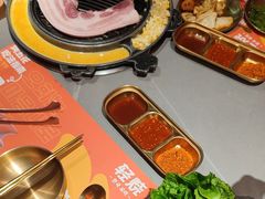 -轻烧烤肉(光谷步行街店)
