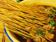 -拈签一笑黄牛肉辣卤串串