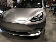 -TESLA 特斯拉(上海太古汇体验店)