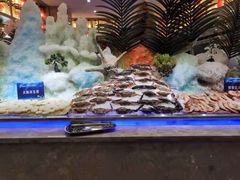 -锤头鲨毛肚海鲜烤肉自助餐厅(国购广场店)
