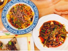 肉丝凉皮-苏莱特色牛骨滩羊手抓馆(长城东街总店)