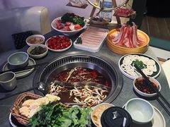 -故里和山·成都火锅(欢乐港湾店)