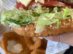 -The Habit Burger Grill 哈比特汉堡(爱琴海店)