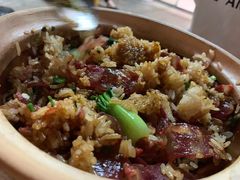 腊肠叉烧煲仔饭-壹煲口福煲仔饭(中山路店)