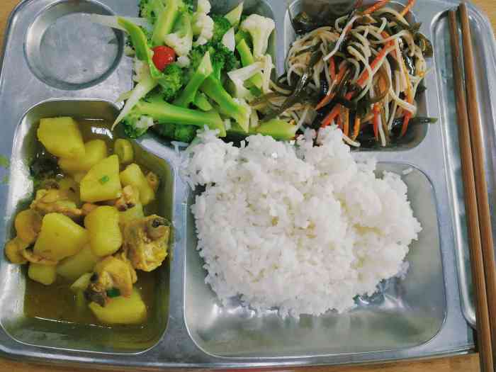 成都信息工程大学一食堂