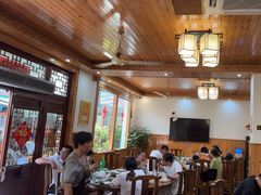 -芦茨金富饭庄·25年老字号·专做稻草鸡