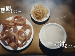 -尹三豆汁(天坛店)