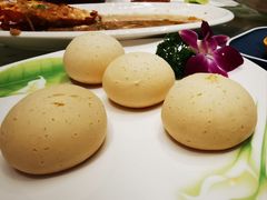 芝士麻薯包-广东胜利宾馆西关粤中餐厅