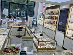 -世纪大明眼镜·林德伯格·蔡司官方授权店(武昌旗舰店)