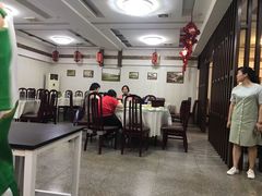 大堂-鑫悦楼煎蟹·16年海鲜大排档