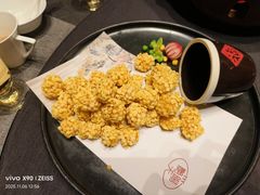 -艳阳天民俗村(公园路店)