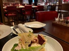 -恰餐厅及酒吧 CHAR Bar & Grill (北京丽都皇冠假日店)