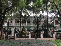 -星巴克臻选(广州沙面店)