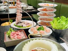 -得意咚瓜·顺德鱼生·冬瓜火锅(深圳首店)