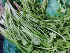 -何庄子阿米玛玛农产品批发市场