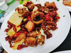 -泸沽肴(泸沽湖大洛水村农村信用社旁店)