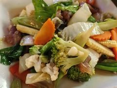 -Green Tree Rest. & Pub