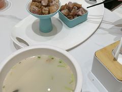 -梅利汴京烤鸭•开封豫菜地标店(东大街店)