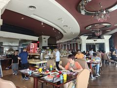 -荣誉国际酒店-云顶旋转餐厅