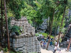 -梭布垭石林景区