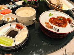 精品烤鸭-悦江(梅奔中心店)
