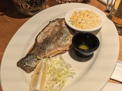 香煎海鲈鱼-Texas Roadhouse(世纪汇广场店)
