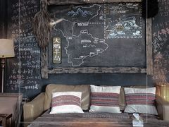-城墙外BAR