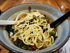 -呼啦面馆·头牌豌杂面(爱琴海店)