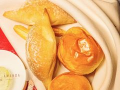 -弦月窗LUNETTE BY AMANDA(复兴路店)