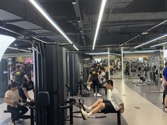 -超鹿运动(五四路恒力城店)