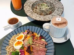 -露露家咖啡店