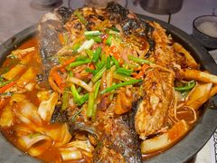 -鸣记脆皮烤鱼·海鲜烤鱼(三八广场店)