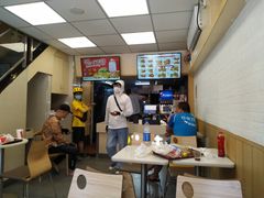 -华莱士·炸鸡汉堡(荔湾坑口店)