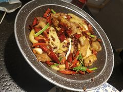 -万重锦·人文川菜馆(骡马市店)