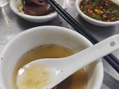 -阿婆东山羊肉店(鸿港海鲜批发市场店)