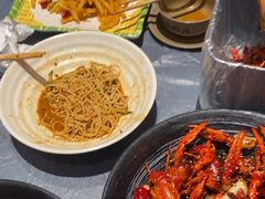 -肥肥虾庄·金牌油焖大虾(杨园滨江时代walk店)