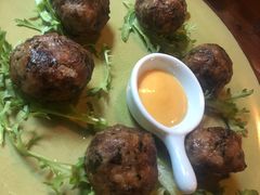 -SISTERS BAR RESTAURANT川意酒馆(嘉善老市H楼店)