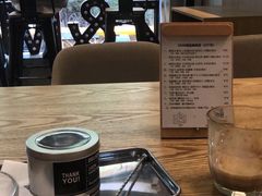 靠窗位-ZM COFFEE(西安路店)