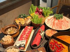 -三出山火锅(南京万象天地店)
